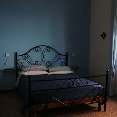 Maria Torre del Greco